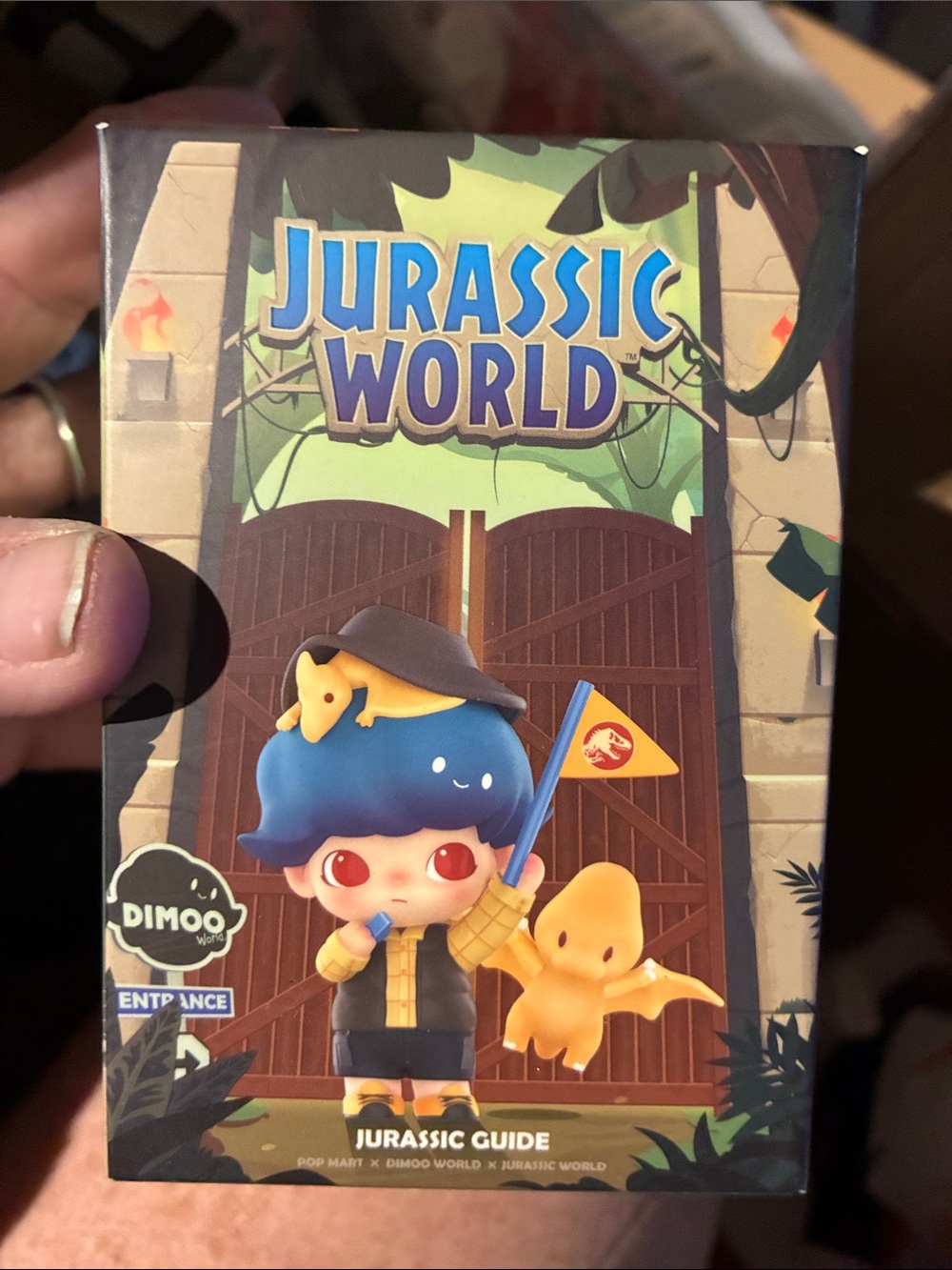 Pop Mart Jurassic World Jurassic Guide Figurine - Blue & Yellow